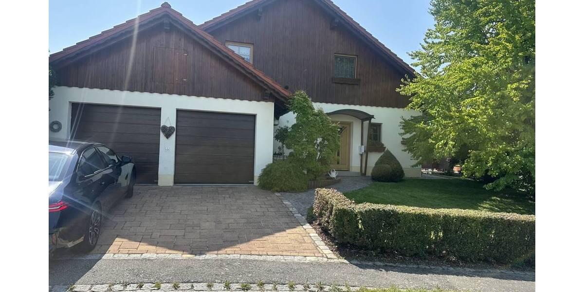 Mehrfamilienhaus, Wohnhaus Jandelsbrunn - 6 Zimmer, 200 m&sup2;, 565.000&euro; | Angebot:25708677