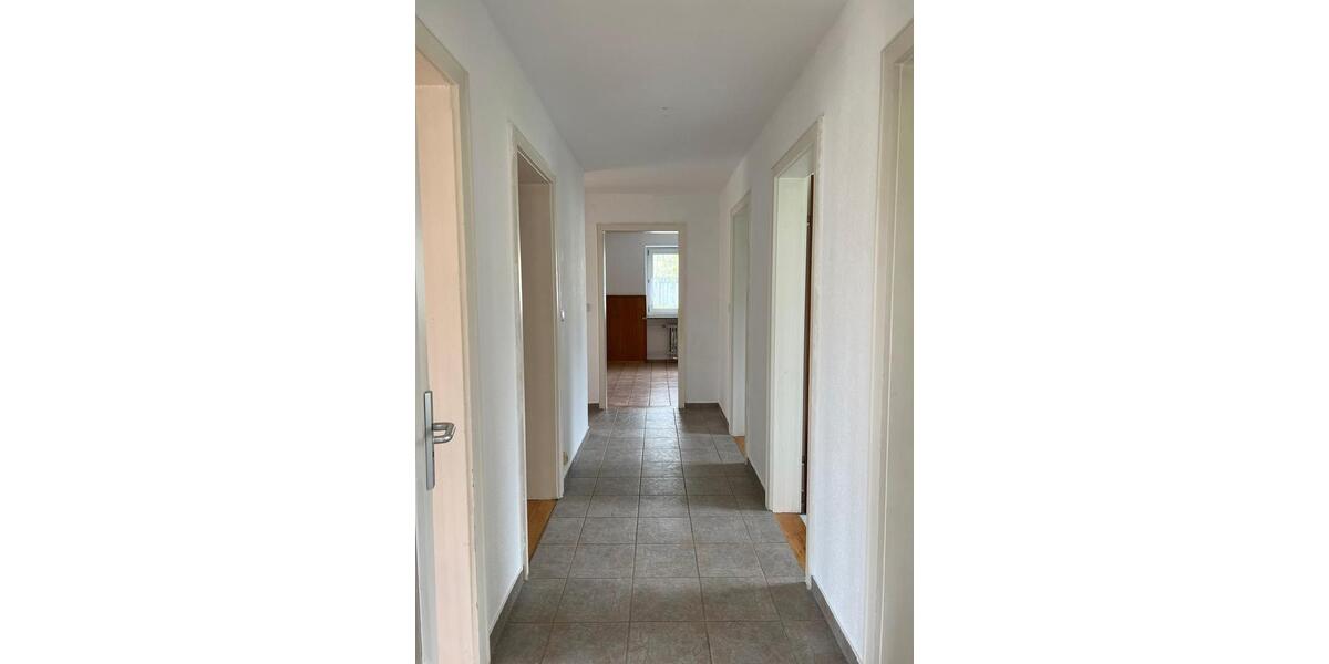 Etagenwohnung Passau Maierhof - 3 Zimmer, 85 m&sup2;, 900&euro; | Angebot:25598912