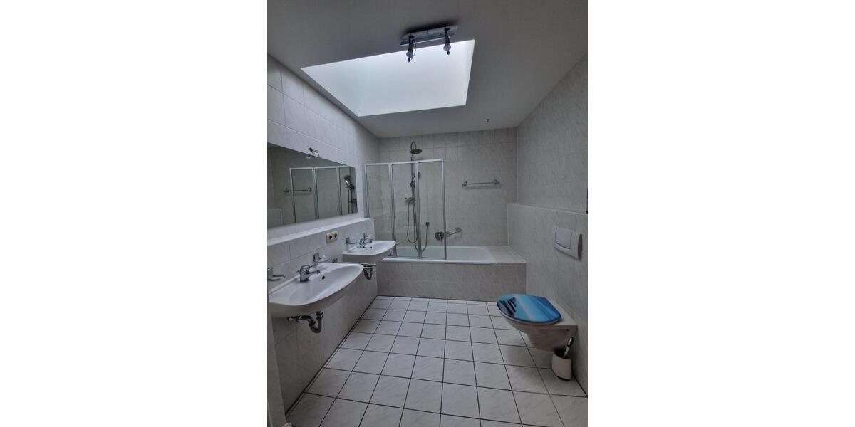 Dachgeschoßwohnung Passau Maierhof - 2.5 Zimmer, 62 m&sup2;, 708&euro; | Angebot:27631095