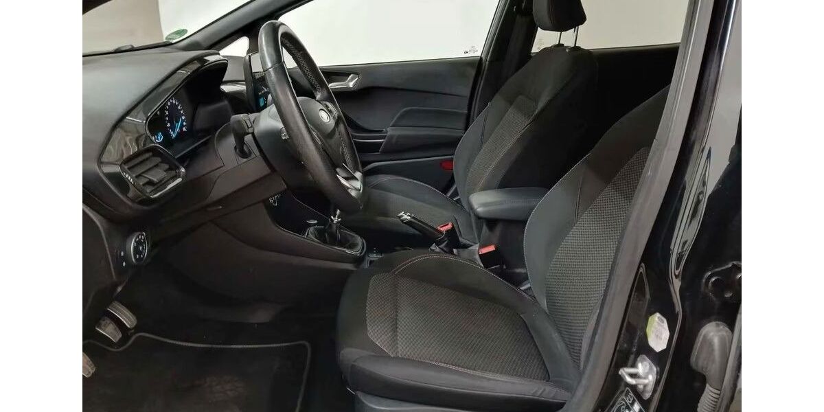 Ford Fiesta 61.000 km 12.900 &euro; Passau 94036