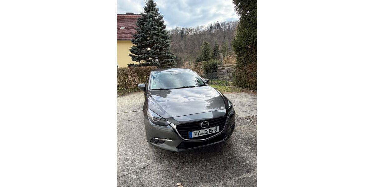 Mazda 3 114.000 km 12.995 &euro; Passau 94034