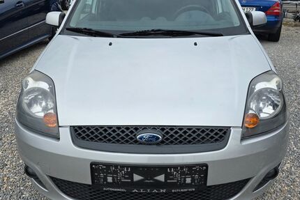 Ford Fiesta 66.000 km 2.900 &euro; Passau 94036