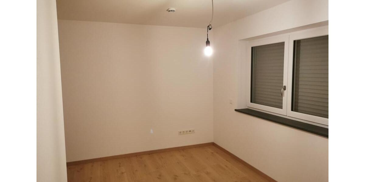 Doppelhaushälfte Pocking - 4 Zimmer, 122 m&sup2;, 1.500&euro; | Angebot:25054477