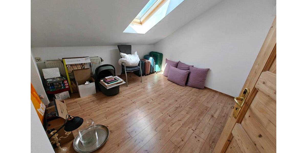 Einfamilienhaus Aicha vorm Wald - 7 Zimmer, 240 m&sup2;, 1.500&euro; | Angebot:26113051