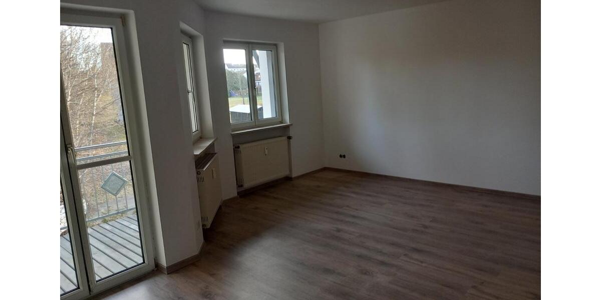 Etagenwohnung Büchlberg - 3 Zimmer, 79 m&sup2;, 610&euro; | Angebot:25261196