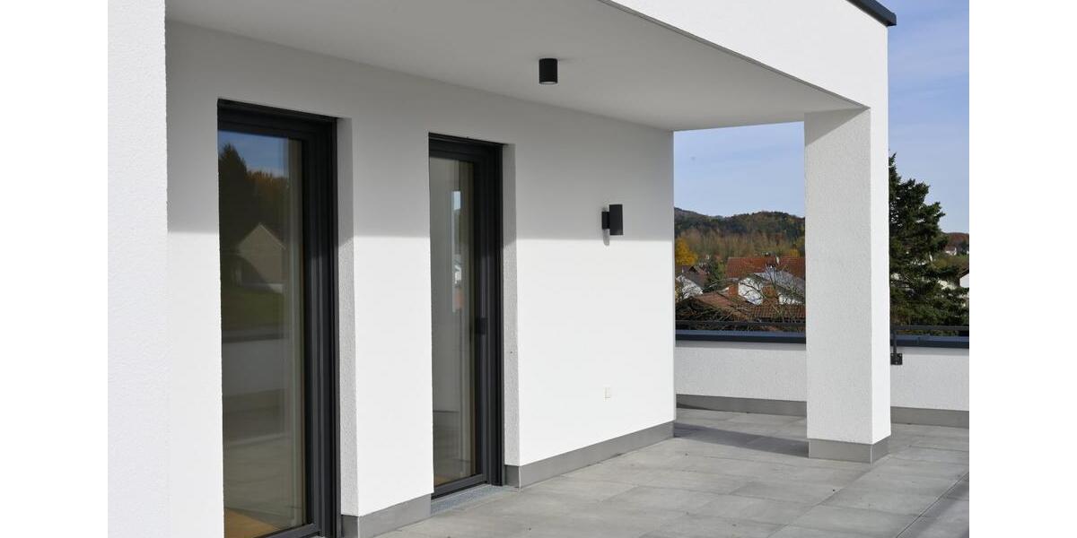 Etagenwohnung Schöllnach - 3 Zimmer, 92 m&sup2;, 920&euro; | Angebot:23685379