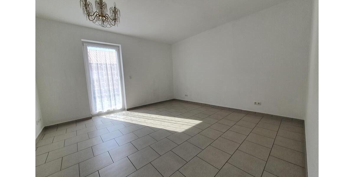 Einfamilienhaus Rotthalmünster - 6 Zimmer, 188 m&sup2;, 1.500&euro; | Angebot:25822305