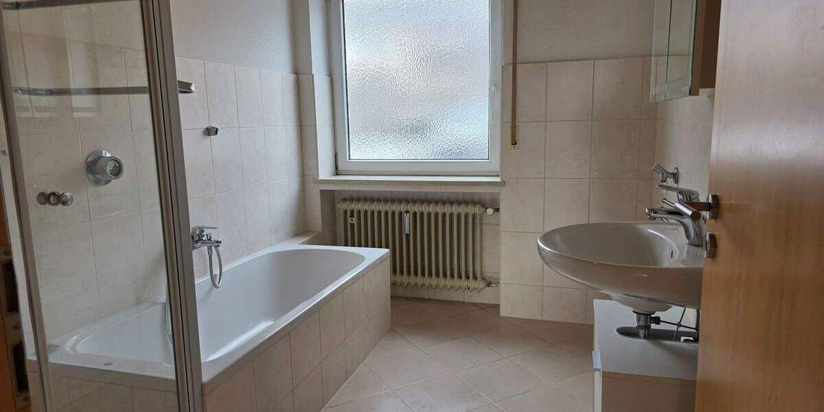 Mehrfamilienhaus, Wohnhaus Neuhaus am Inn Neuhaus - 1 Zimmer, 200 m&sup2;, 420.000&euro; | Angebot:25672846