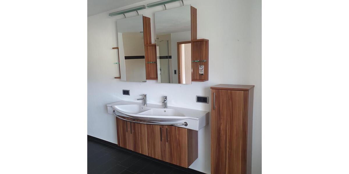 Einfamilienhaus Hauzenberg - 6 Zimmer, 210 m&sup2;, 450.000&euro; | Angebot:25173064