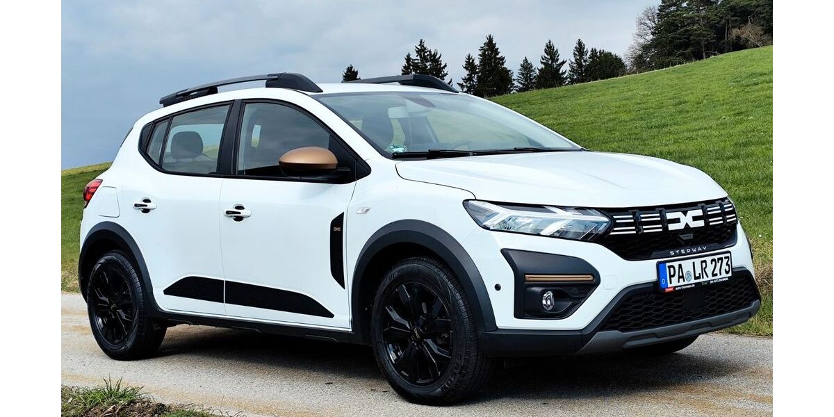 Dacia Sandero 34.000 km 14.700 &euro; Witzmannsberg 94104