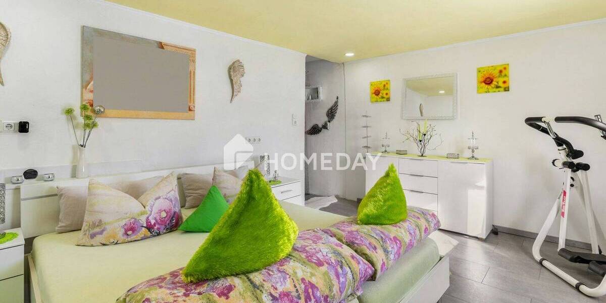 Mehrfamilienhaus, Wohnhaus Tittling - 7 Zimmer, 146 m&sup2;, 196.000&euro; | Angebot:25732765