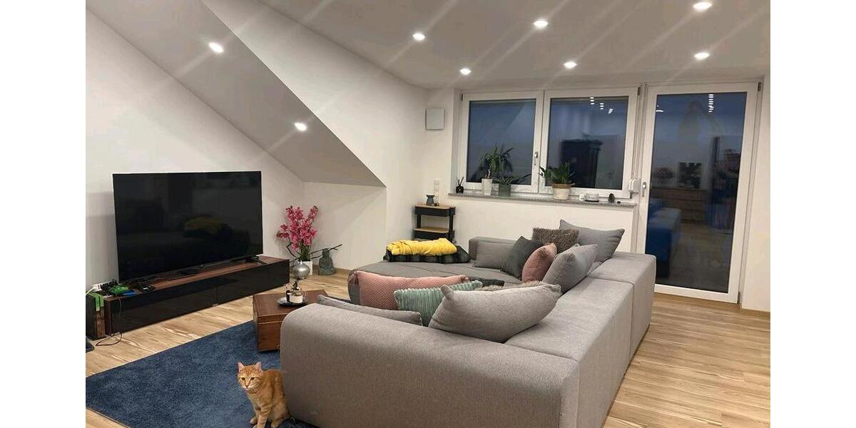 Dachgeschoßwohnung Fürstenstein - 3 Zimmer, 94 m&sup2;, 870&euro; | Angebot:26025702