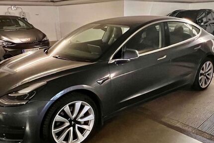 Tesla Model 3 159.000 km 19.999 &euro; Passau 94032