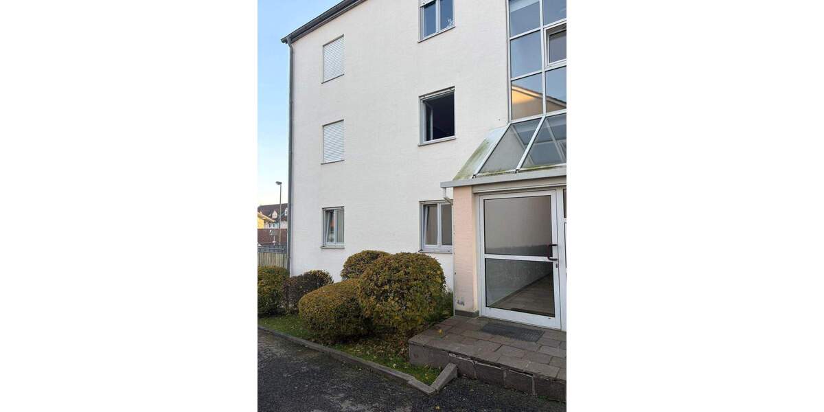 Etagenwohnung Passau Heining - 3 Zimmer, 77 m&sup2;, 180.000&euro; | Angebot:25801580