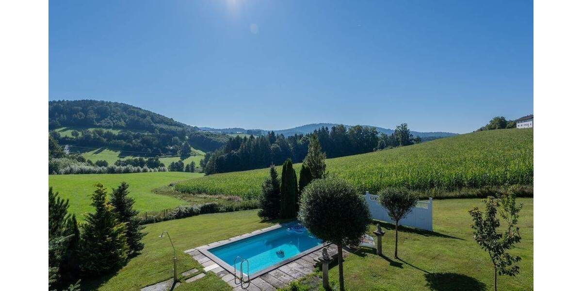 Einfamilienhaus Büchlberg / Solling Sölling - 9 Zimmer, 350 m&sup2;, 699.000&euro; | Angebot:25708686