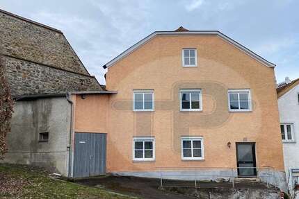 Haus Vilshofen - 6 Zimmer, 230 m&sup2;, 295.000&euro; | Angebot:25163480