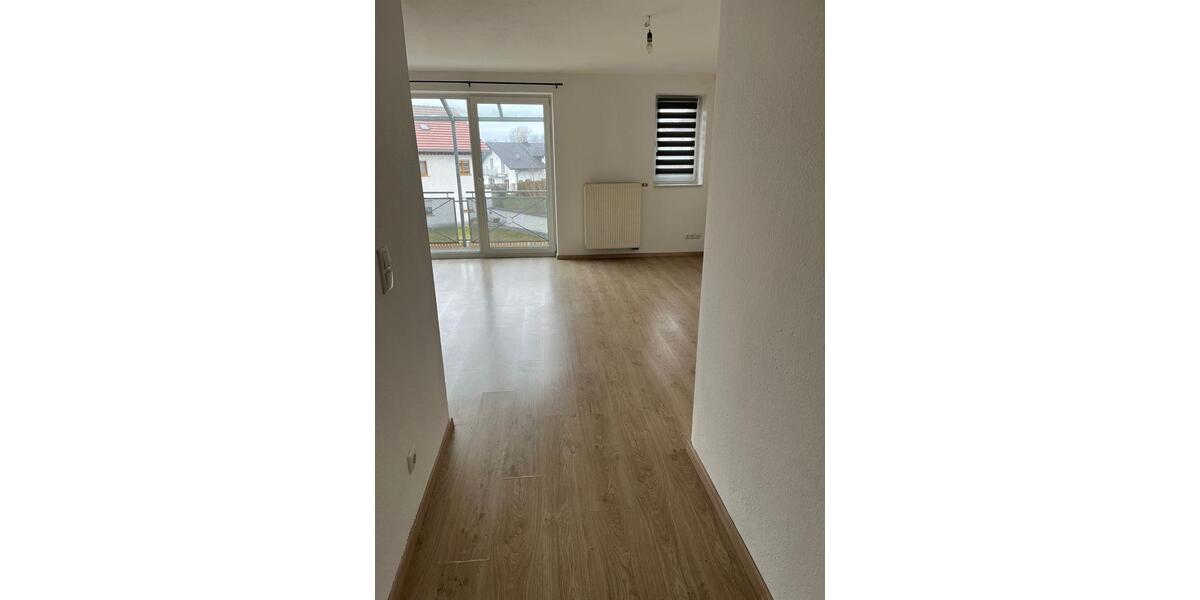 Etagenwohnung Eging am See - 3 Zimmer, 75 m&sup2;, 650&euro; | Angebot:25944333