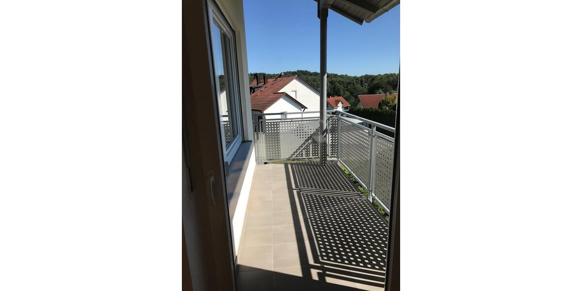 Etagenwohnung Ortenburg - 4 Zimmer, 93 m&sup2;, 770&euro; | Angebot:19419758