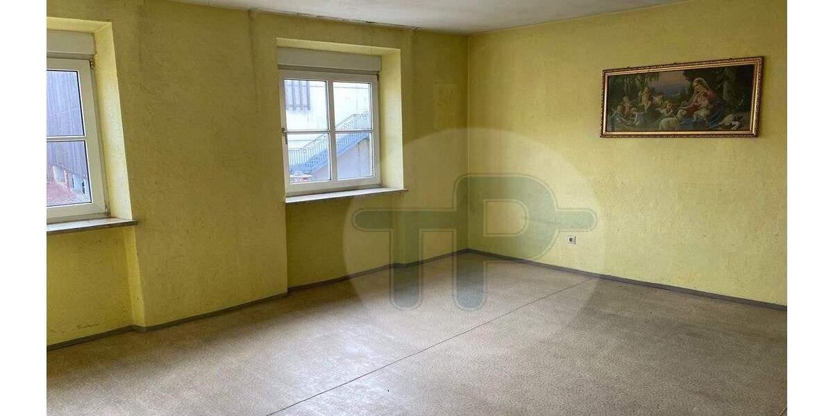 Mehrfamilienhaus, Wohnhaus Vilshofen - 6 Zimmer, 230 m&sup2;, 295.000&euro; | Angebot:25703931