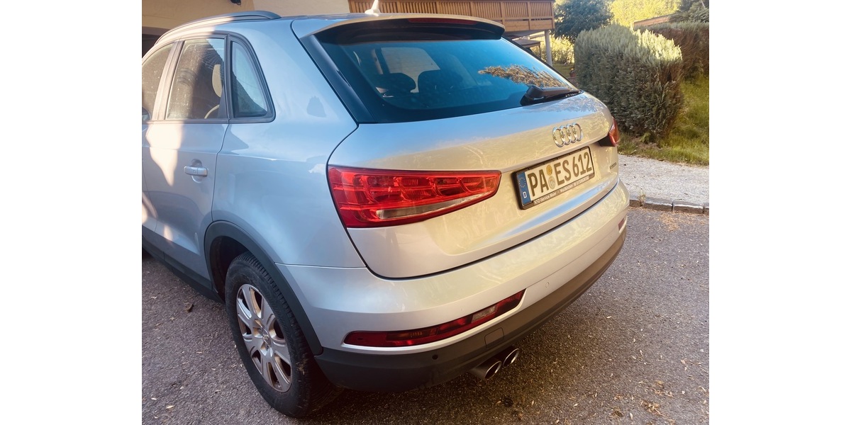 Audi Q3 153.000 km 15.999 &euro; Untergriesbach 94107