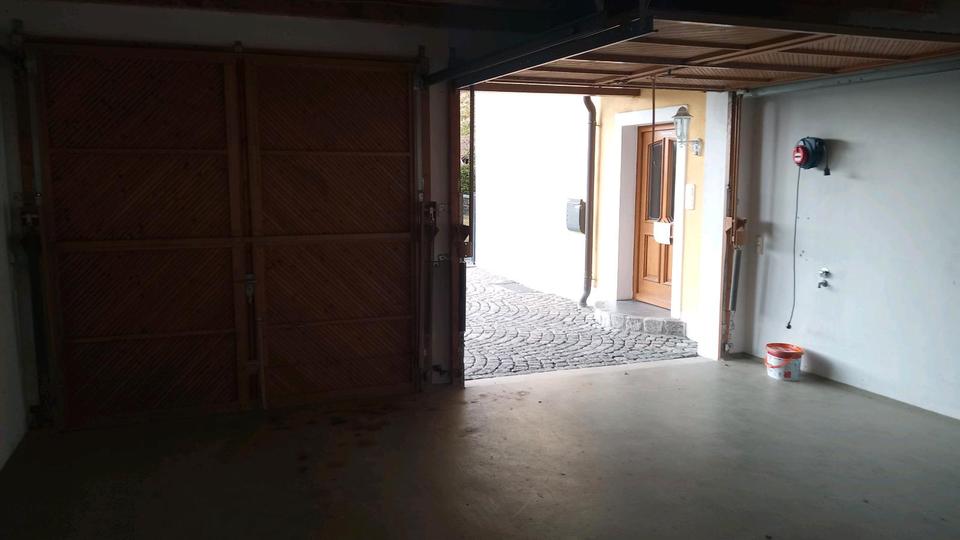 Dachgeschoßwohnung Passau Maierhof - 8 Zimmer, 150 m&sup2;, 1.650&euro; | Angebot:27624257