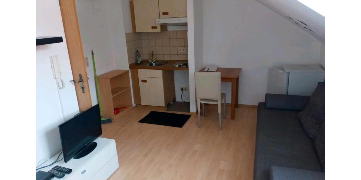 Dachgeschoßwohnung Bad Griesbach im Rottal - 1 Zimmer, 22 m&sup2;, 275&euro; | Angebot:25752213