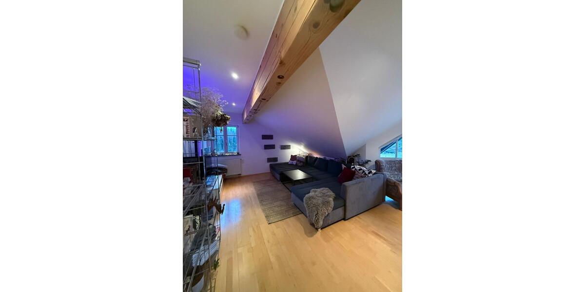 Dachgeschoßwohnung Waldkirchen - 3 Zimmer, 90 m&sup2;, 780&euro; | Angebot:25137740