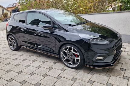 Ford Fiesta 128.000 km 12.750 &euro; Neukirchen vorm Wald 94154