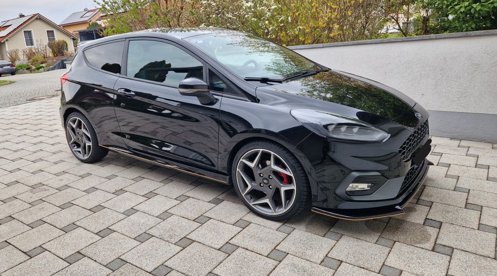 Ford Fiesta 128.000 km 12.750 &euro; Neukirchen vorm Wald 94154