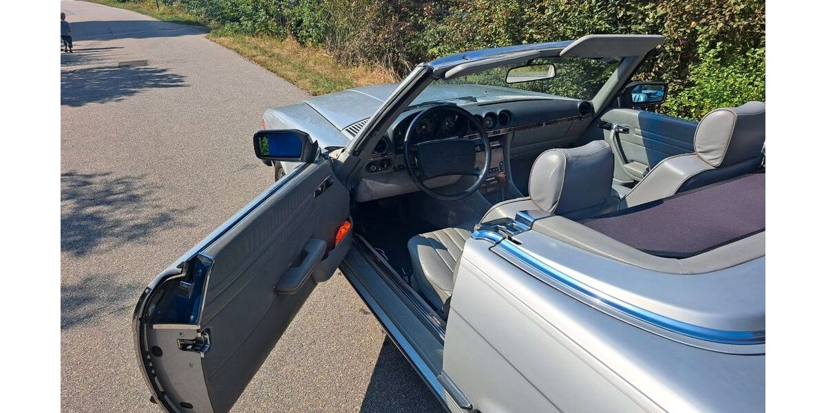 Mercedes-Benz SL 560 180.000 km 25.900 &euro; Thyrnau 94136