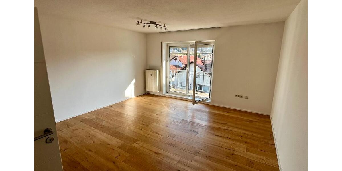 Etagenwohnung Waldkirchen - 2.5 Zimmer, 750&euro; | Angebot:25941759