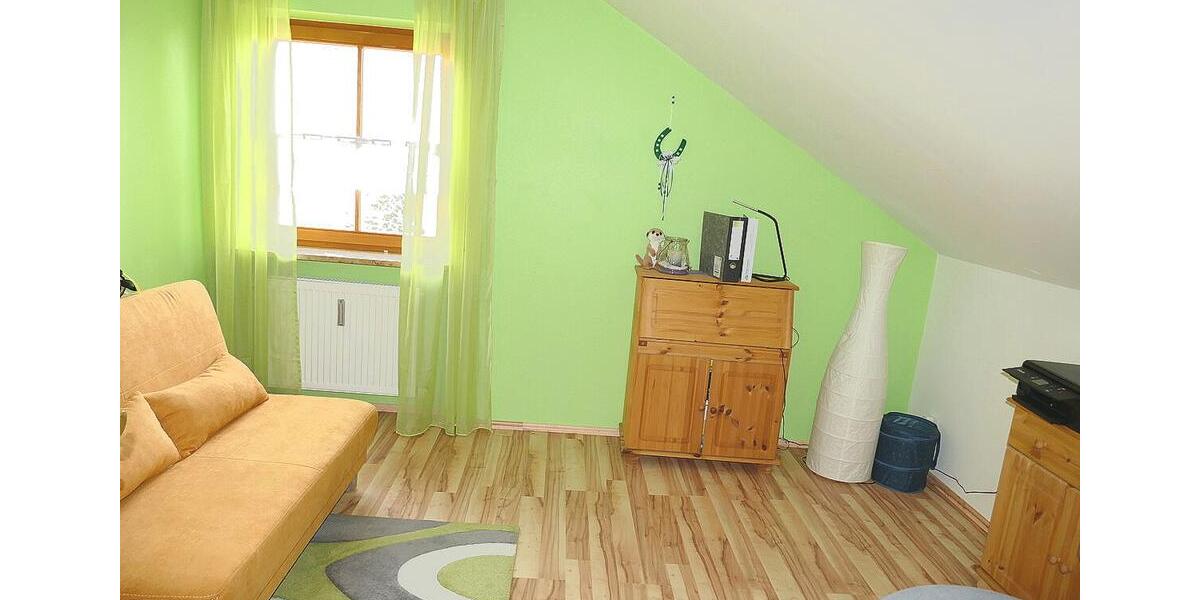 Dachgeschoßwohnung Bad Füssing - 3 Zimmer, 100 m&sup2;, 700&euro; | Angebot:22478499