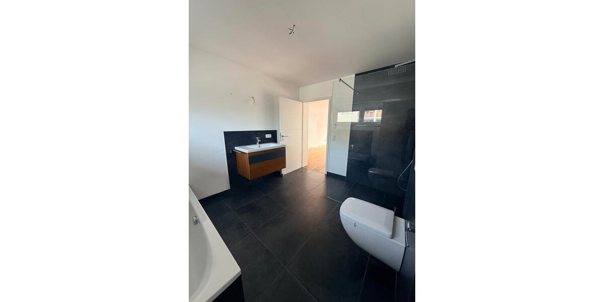 Etagenwohnung Passau Mühltal - 2 Zimmer, 80 m&sup2;, 990&euro; | Angebot:25146624