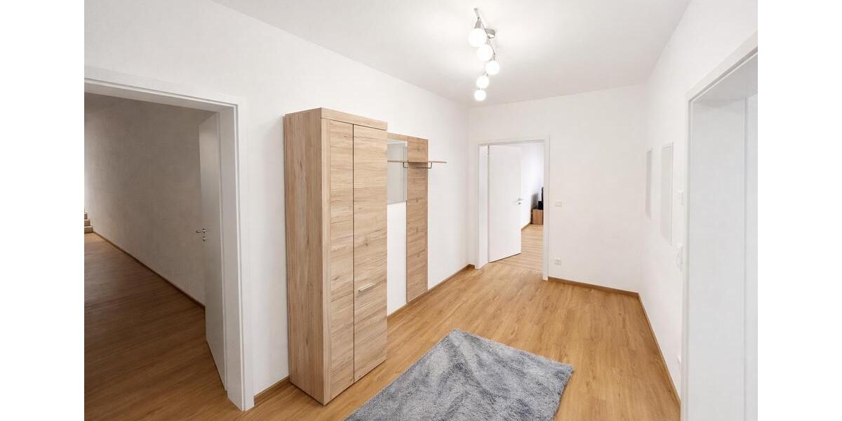 Erdgeschoßwohnung Tittling - 3 Zimmer, 92 m&sup2;, 890&euro; | Angebot:24830365