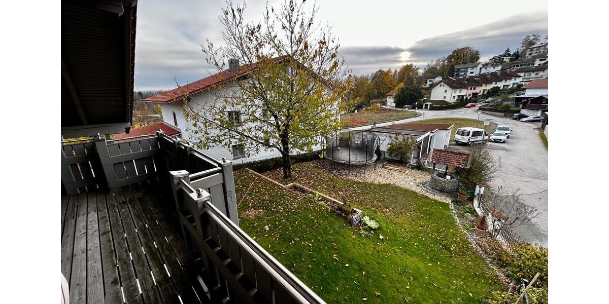 Einfamilienhaus Hauzenberg - 7 Zimmer, 240 m&sup2;, 585.000&euro; | Angebot:26044925