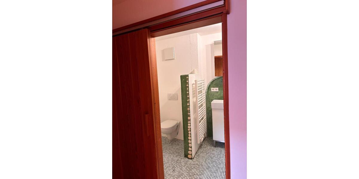 Etagenwohnung Waldkirchen - 6 Zimmer, 140 m&sup2;, 1.000&euro; | Angebot:26025697
