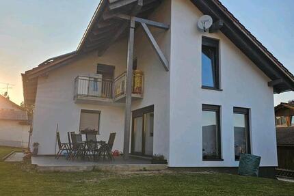 Haus Untergriesbach - 7 Zimmer, 200 m&sup2;, 455.000&euro; | Angebot:27209484