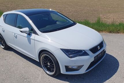 Seat Leon 182.105 km 9.400 &euro; Vilshofen 94474