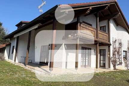 Haus Neuhaus - 7 Zimmer, 191 m&sup2;, 420.000&euro; | Angebot:25884173