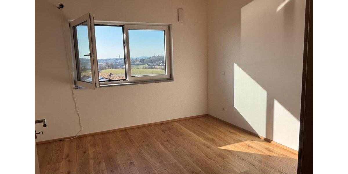 Etagenwohnung Büchlberg - 2 Zimmer, 76 m&sup2;, 900&euro; | Angebot:24419398