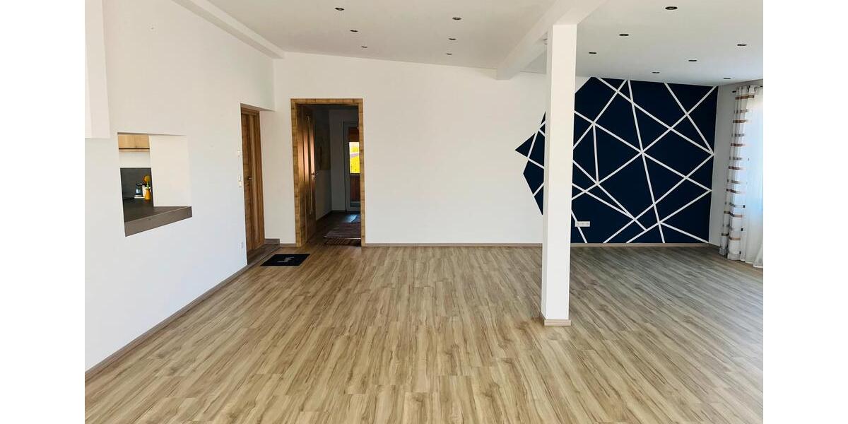 Mehrfamilienhaus, Wohnhaus Tettenweis - 10 Zimmer, 402 m&sup2;, 670.000&euro; | Angebot:26944052