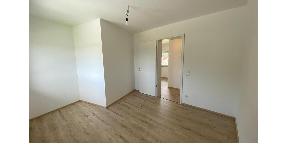Doppelhaushälfte Windorf - 4 Zimmer, 145 m&sup2;, 1.500&euro; | Angebot:25859621