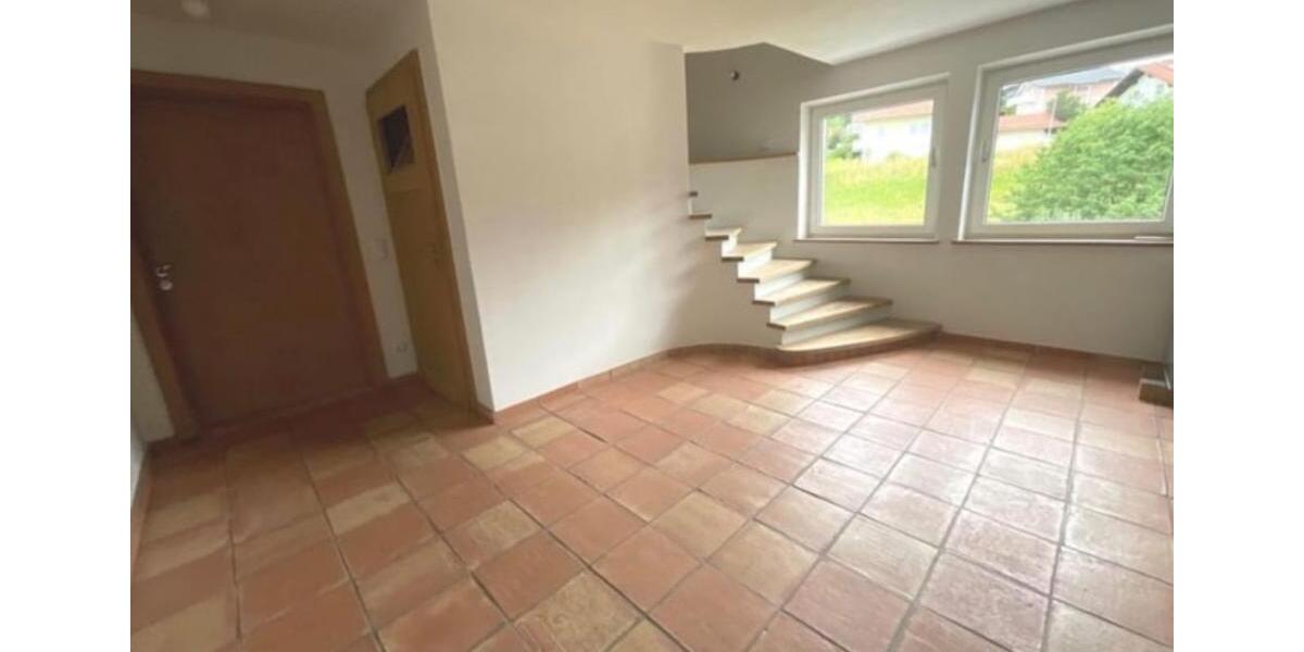 Mehrfamilienhaus, Wohnhaus Freyung - 8 Zimmer, 300 m&sup2;, 395.000&euro; | Angebot:24573135