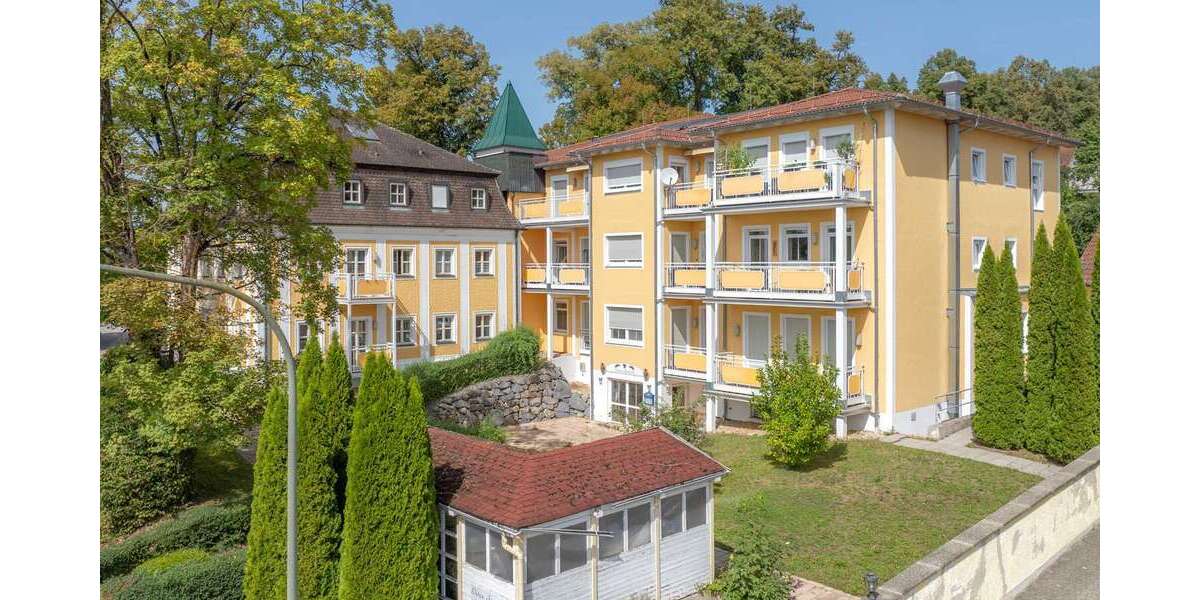 Etagenwohnung Ortenburg - 9 Zimmer, 234 m&sup2;, 399.000&euro; | Angebot:27294548
