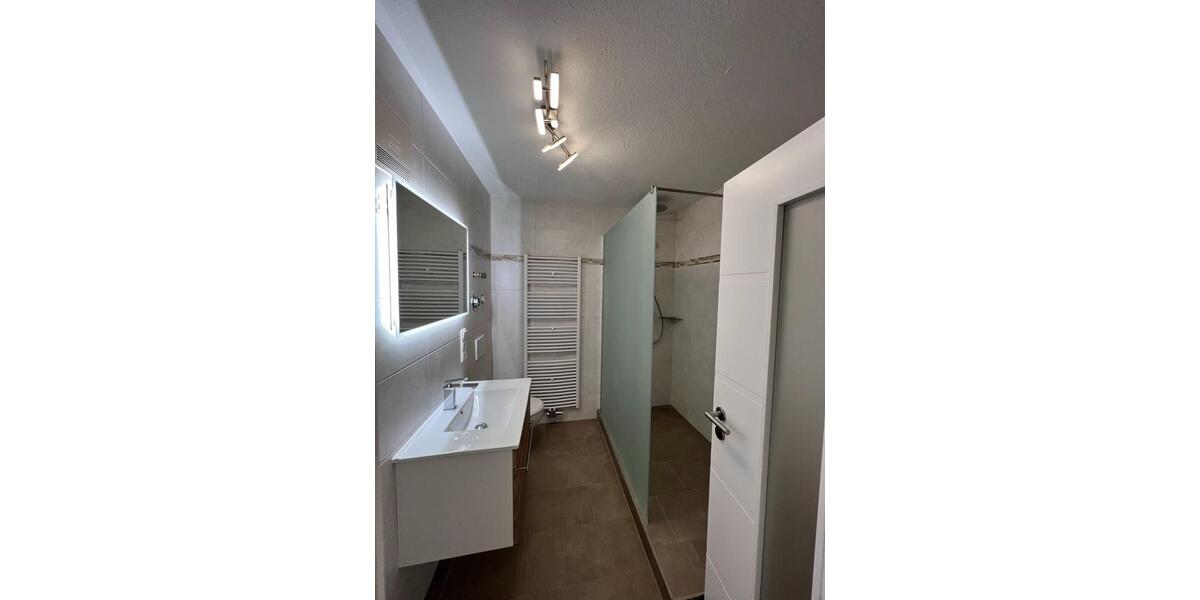 Etagenwohnung Pocking - 2 Zimmer, 60 m&sup2;, 655&euro; | Angebot:25893699