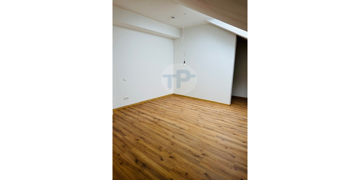 Etagenwohnung Hauzenberg - 2 Zimmer, 104 m&sup2;, 469.000&euro; | Angebot:25745717