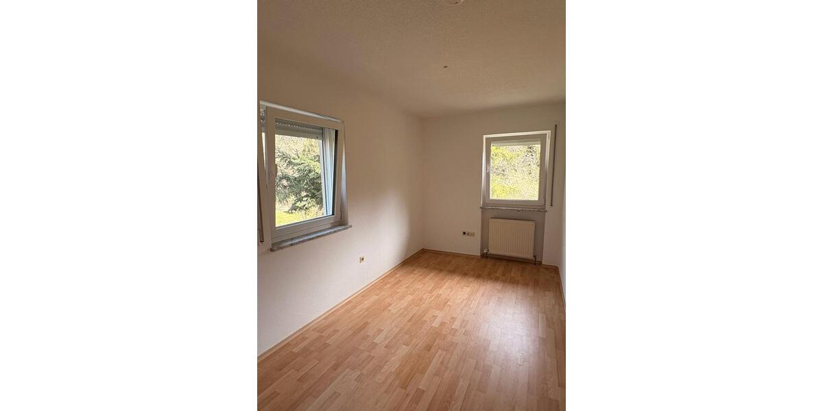 Etagenwohnung Passau Maierhof - 3 Zimmer, 90 m&sup2;, 810&euro; | Angebot:27598469