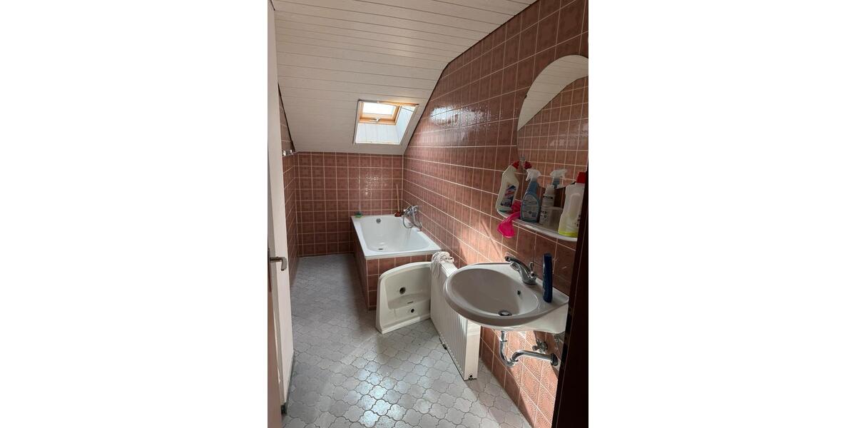 Dachgeschoßwohnung Saldenburg - 3 Zimmer, 90 m&sup2;, 700&euro; | Angebot:24978598