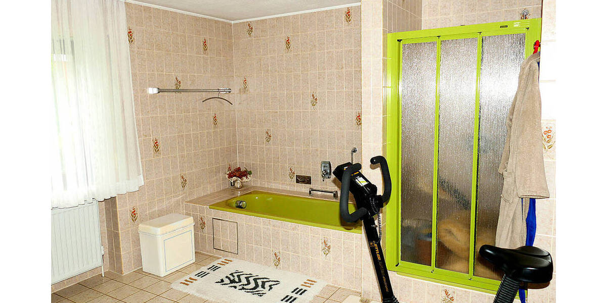 Einfamilienhaus Bad Füssing Egglfing - 8 Zimmer, 280 m&sup2;, 455.000&euro; | Angebot:25661358