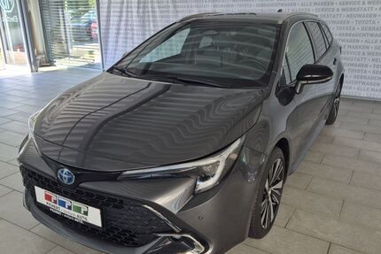 Toyota Corolla 30.000 km 29.990 &euro; Passau - Grubweg 94034